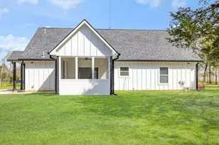 865 Co Rd 4519, Wolfe City, TX 75496 - Photo 5