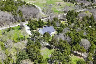 865 Co Rd 4519, Wolfe City, TX 75496 - Photo 33