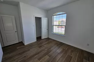 512 Chip St, Little Elm, TX 75068 - Photo 9