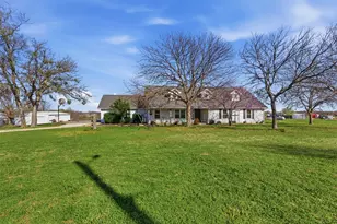 2376 Ripy Rd, Krum, TX 76249 - Photo 3