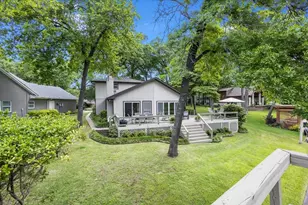 325 Beachside Dr, Trinidad, TX 75163 - Photo 3