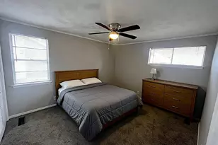 3717 Cranston Ct E, Irving, TX 75062 - Photo 5