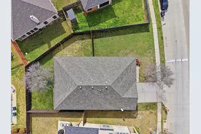 10986 Hawks Landing Road, Fort Worth, TX 76052 - Photo 11