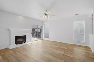 10986 Hawks Landing Rd, Fort Worth, TX 76052 - Photo 7