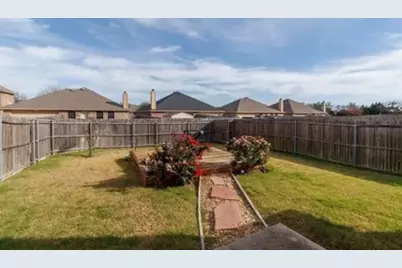 2018 Cedarwood Drive, Lancaster, TX 75134 - Photo 15