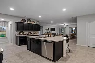 829 Loomis Trl, Justin, TX 76247 - Photo 1