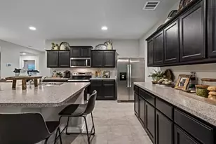 829 Loomis Trl, Justin, TX 76247 - Photo 13