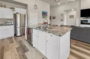 1406 Live Oak St, Sulphur Springs, TX 75482 - Photo 7