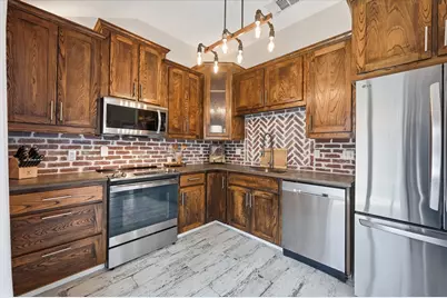 1453 Hampton Road, Grapevine, TX 76051 - Photo 5