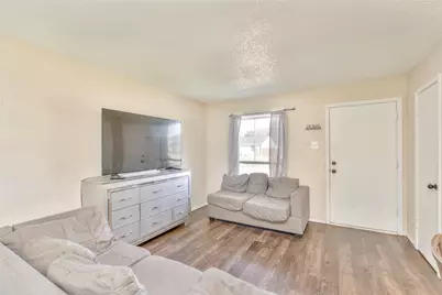 4712 Meadow Trail Drive, Dallas, TX 75236 - Photo 3