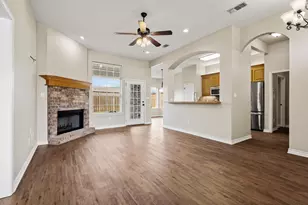 108 Ashlyn Ct, Whitesboro, TX 76273 - Photo 3