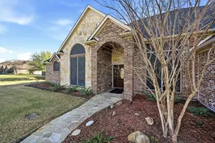 501 Seasons W, Sherman, TX 75092 - Photo 5