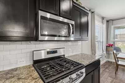 408 Frenchpark Drive, Fort Worth, TX 76052 - Photo 15