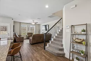 408 Frenchpark Dr, Fort Worth, TX 76052 - Photo 9