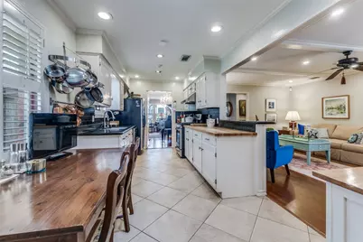 9936 Windlake Circle, Dallas, TX 75238 - Photo 9