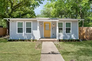 214 S Thrash St, Granbury, TX 76048 - Photo 1