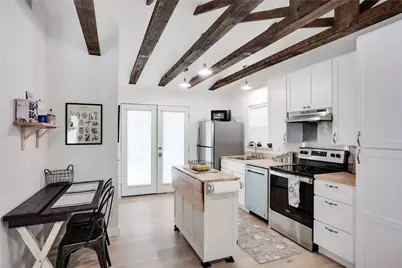 214 S Thrash Street, Granbury, TX 76048 - Photo 7