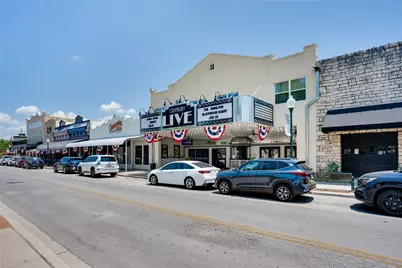 214 S Thrash Street, Granbury, TX 76048 - Photo 17