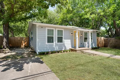 214 S Thrash Street, Granbury, TX 76048 - Photo 3