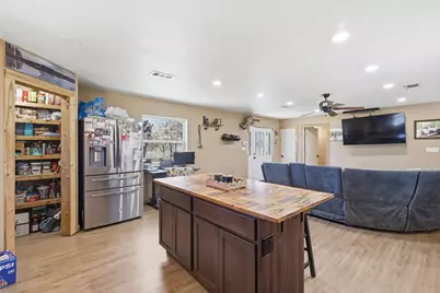 2119 County Road 2585, Alvord, TX 76225 - Photo 13