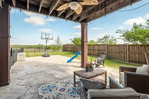 2281 Hideaway Pointe Dr, Little Elm, TX 75068 - Photo 5