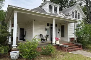 1738 Lamar Ave, Paris, TX 75460 - Photo 1