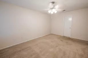 10216 Lone Eagle Ct, Fort Worth, TX 76108 - Photo 19