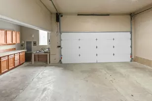 11911 Edgestone Rd, Dallas, TX 75230 - Photo 37