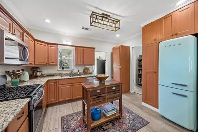 728 N Winnetka Avenue, Dallas, TX 75208 - Photo 11