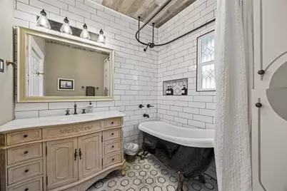 728 N Winnetka Avenue, Dallas, TX 75208 - Photo 19