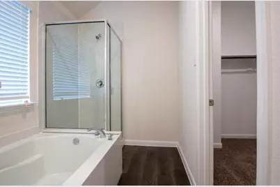 3936 Oak Creek Circle, Denison, TX 75020 - Photo 11