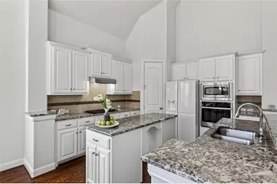 505 Denton Creek Drive, McKinney, TX 75072 - Photo 11