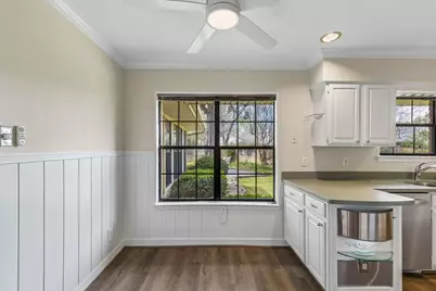 521 Huntingdon Court, Irving, TX 75061 - Photo 9