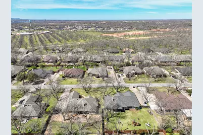 9006 N Longwood Drive, Granbury, TX 76049 - Photo 39