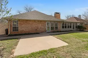 9006 N Longwood Dr, Granbury, TX 76049 - Photo 29