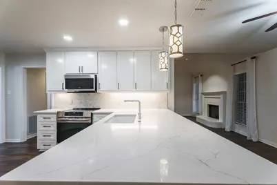9006 N Longwood Drive, Granbury, TX 76049 - Photo 13