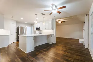 9006 N Longwood Dr, Granbury, TX 76049 - Photo 7