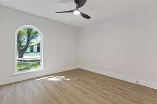 8617 Baumgarten Dr, Dallas, TX 75228 - Photo 25