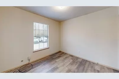 2331 N Elm Street #2, Denton, TX 76201 - Photo 15