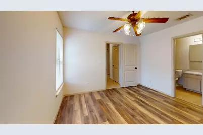 2331 N Elm Street #2, Denton, TX 76201 - Photo 9