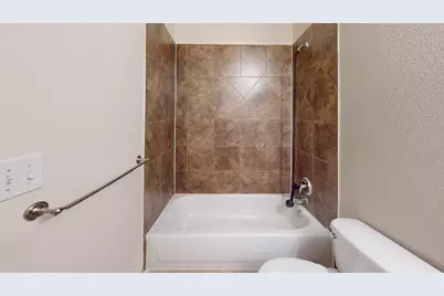 2331 N Elm Street #2, Denton, TX 76201 - Photo 19