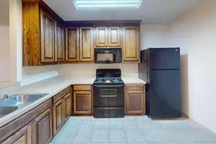 2331 N Elm St, Denton, TX 76201 - Photo 5