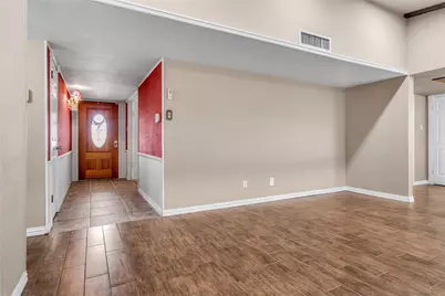 1813 Dodge Trail, Grand Prairie, TX 75052 - Photo 3