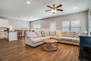 2209 Hanover St, Farmersville, TX 75442 - Photo 5