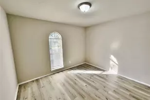 4118 Salem Dr, Garland, TX 75043 - Photo 7