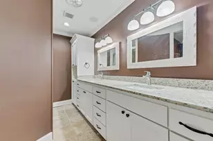 9902 Galway Dr, Dallas, TX 75218 - Photo 19