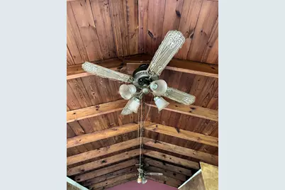 610 South Street, Blossom, TX 75416 - Photo 7