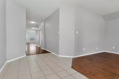 9721 Meadow Rue Drive, McKinney, TX 75072 - Photo 5