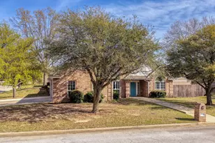 1106 Owl Dr, Decatur, TX 76234 - Photo 3