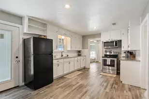 1206 Ashleman St, Bellmead, TX 76705 - Photo 9